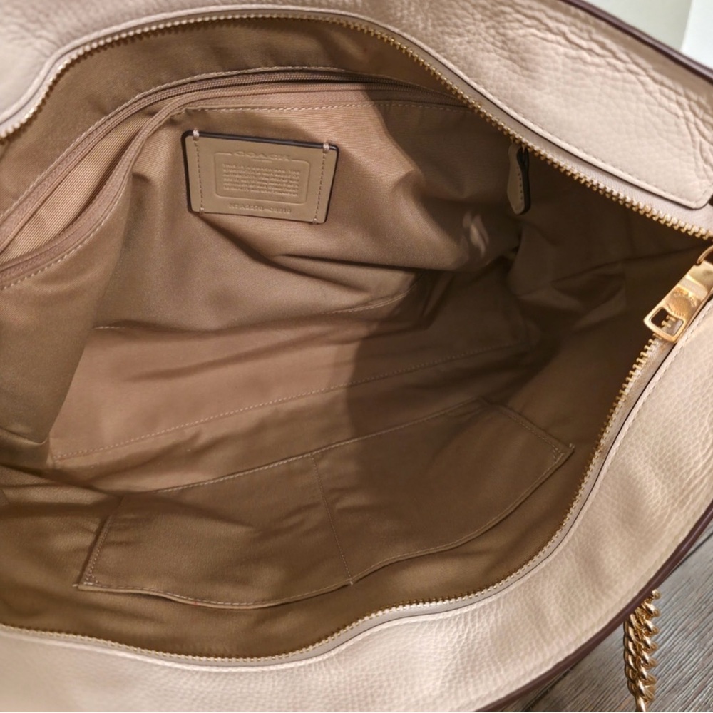 Coach White and Tan Tote Bag - Picture 12 of 14